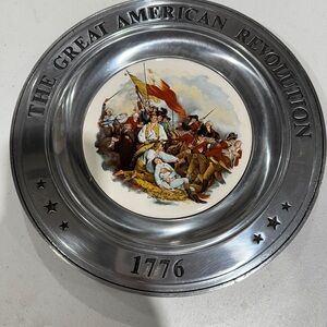 The Great American Revolution 1776 Decorative Plates (qty 2)